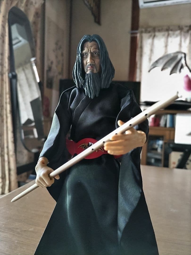 30センチ！メディコム RAHプロフェッサーギル リアルアクション