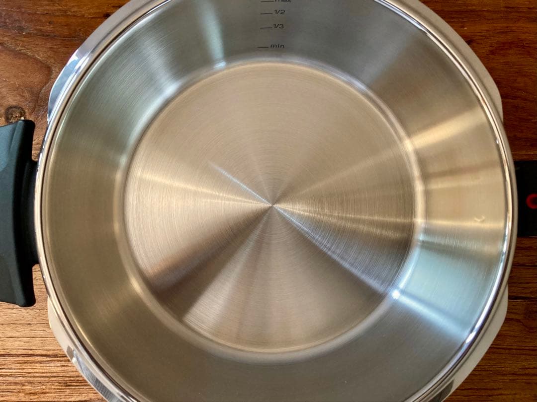 【未使用】フィスラー Fissler 圧力鍋 ビタクイック プレミアム 2.5L