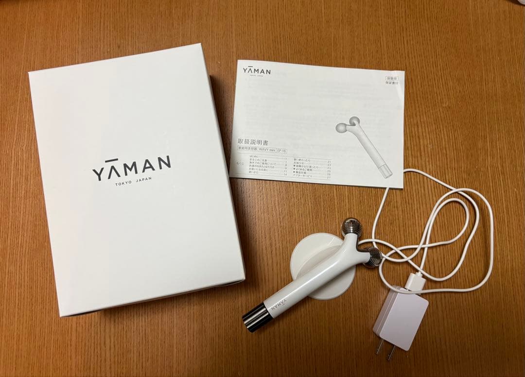 YAMAN 美顔器 充電器付き WAVY mini EP-16W美顔ローラー - メルカリ