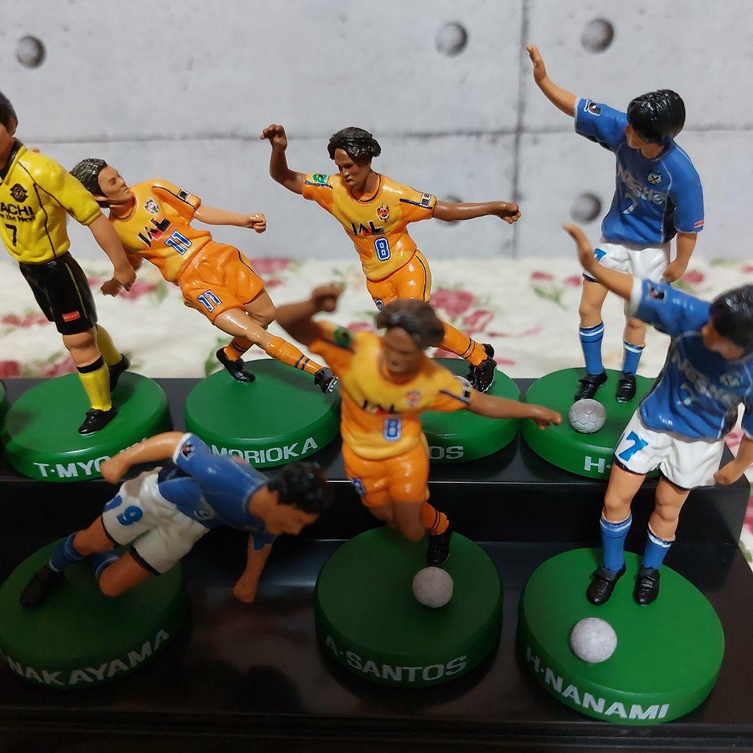 サッカー選手フィギュア 13体セット - メルカリ