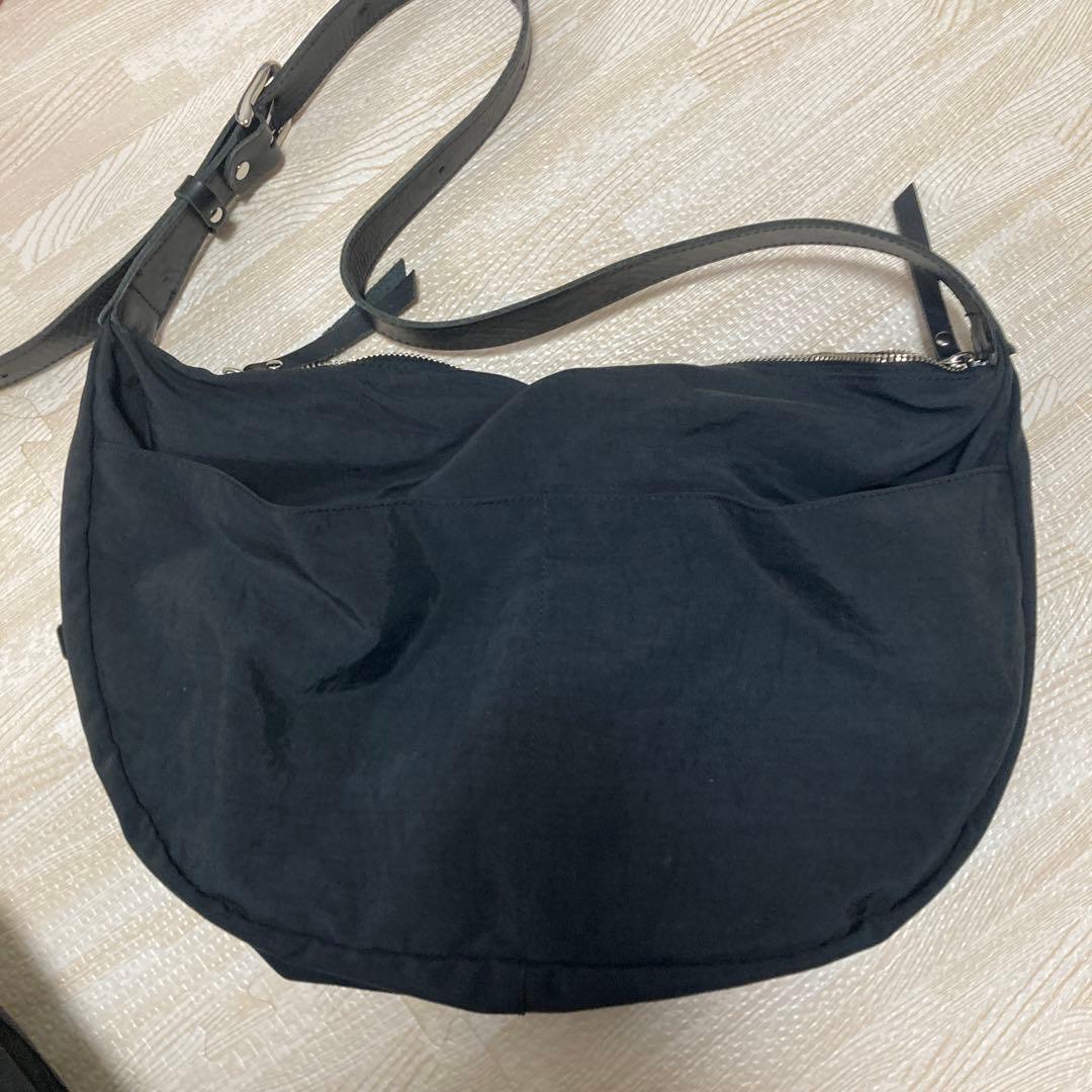 OURHOME ムーンショルダーバッグ - メルカリ