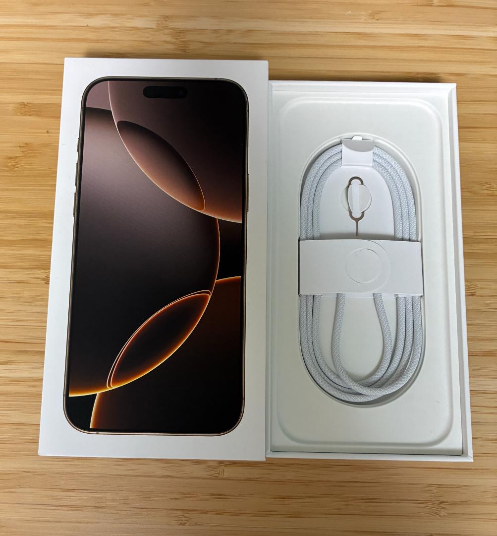 iPhone 16 Pro Max 512GB 背面割れ - メルカリ