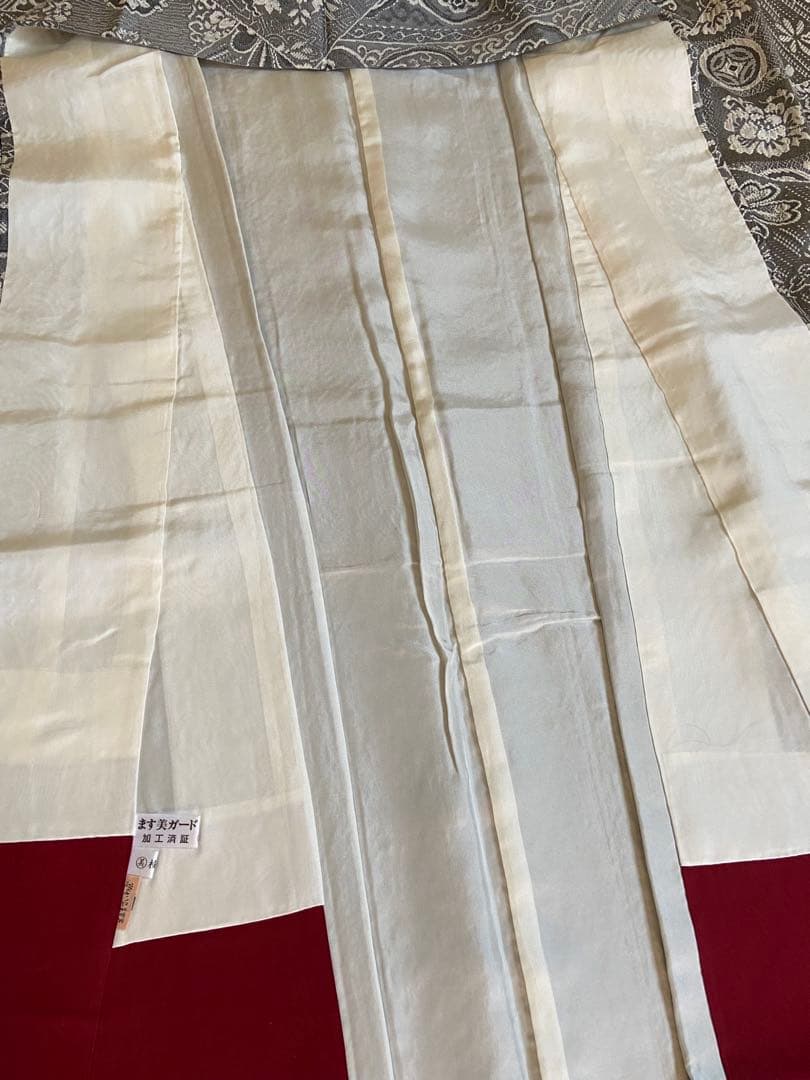 美品☆天目織 お召し 花模様 東京ますいわ屋謹製 着物（袷） - メルカリ