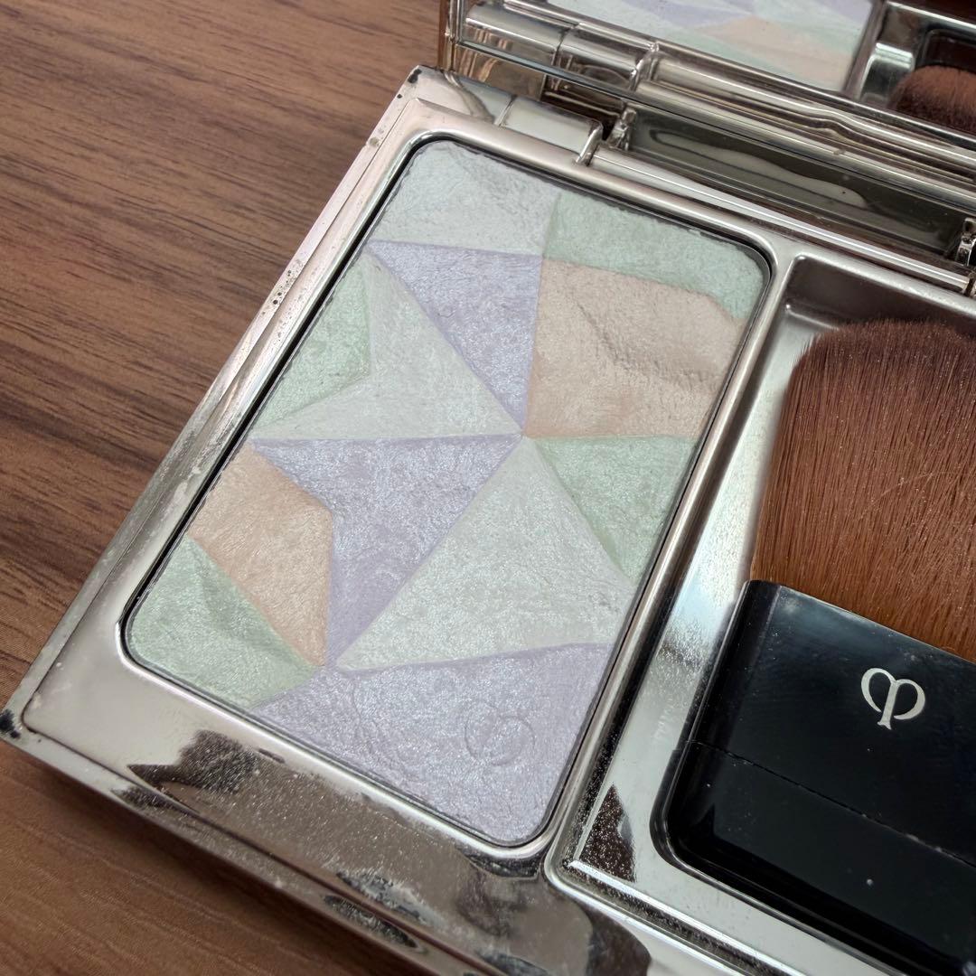 クレ・ド・ポーボーテ ル・レオスールデクラ 17 旧カバー - メルカリ