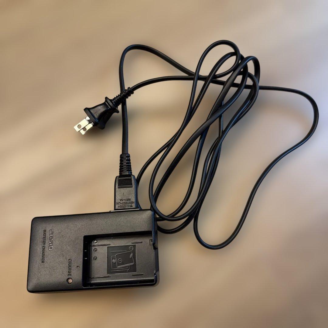 CASIO EXILIM EX-H15 1 4.1MP 10倍ズーム　動作確認済