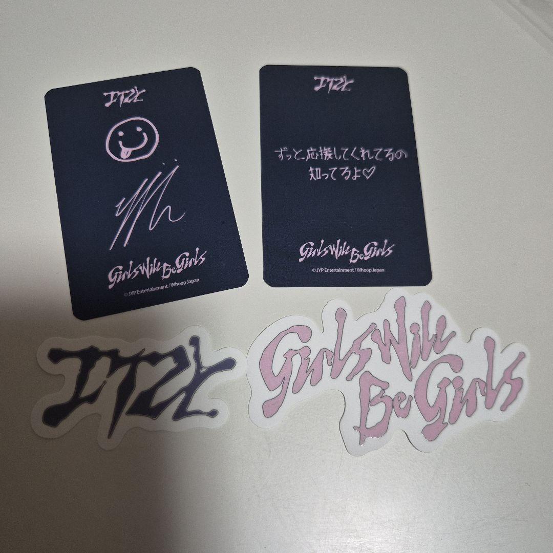 ITZY トレカ 2枚セット whoop リュジン 日本語 ステッカー セット