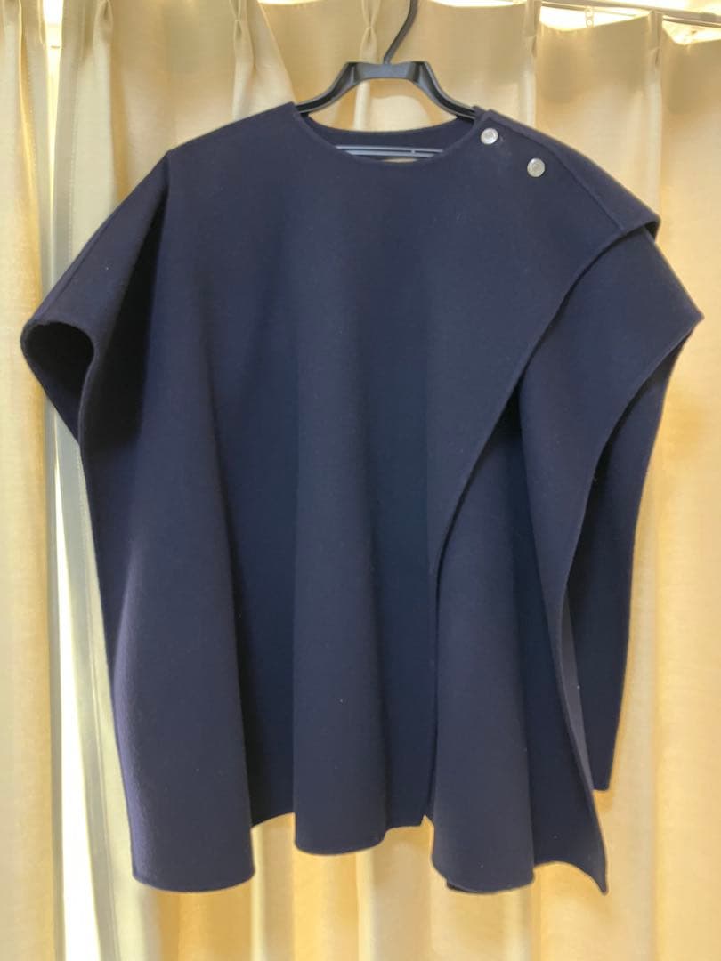 エムプルミエ（AVENIRETOILE）のケープコート FEW ITEMS / 人気のケープコートが残りわずか・・！ | m-i-d | M