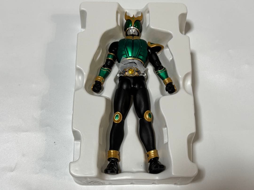 S.H.Figuarts（真骨彫製法） 仮面ライダークウガ ライジングペガサス