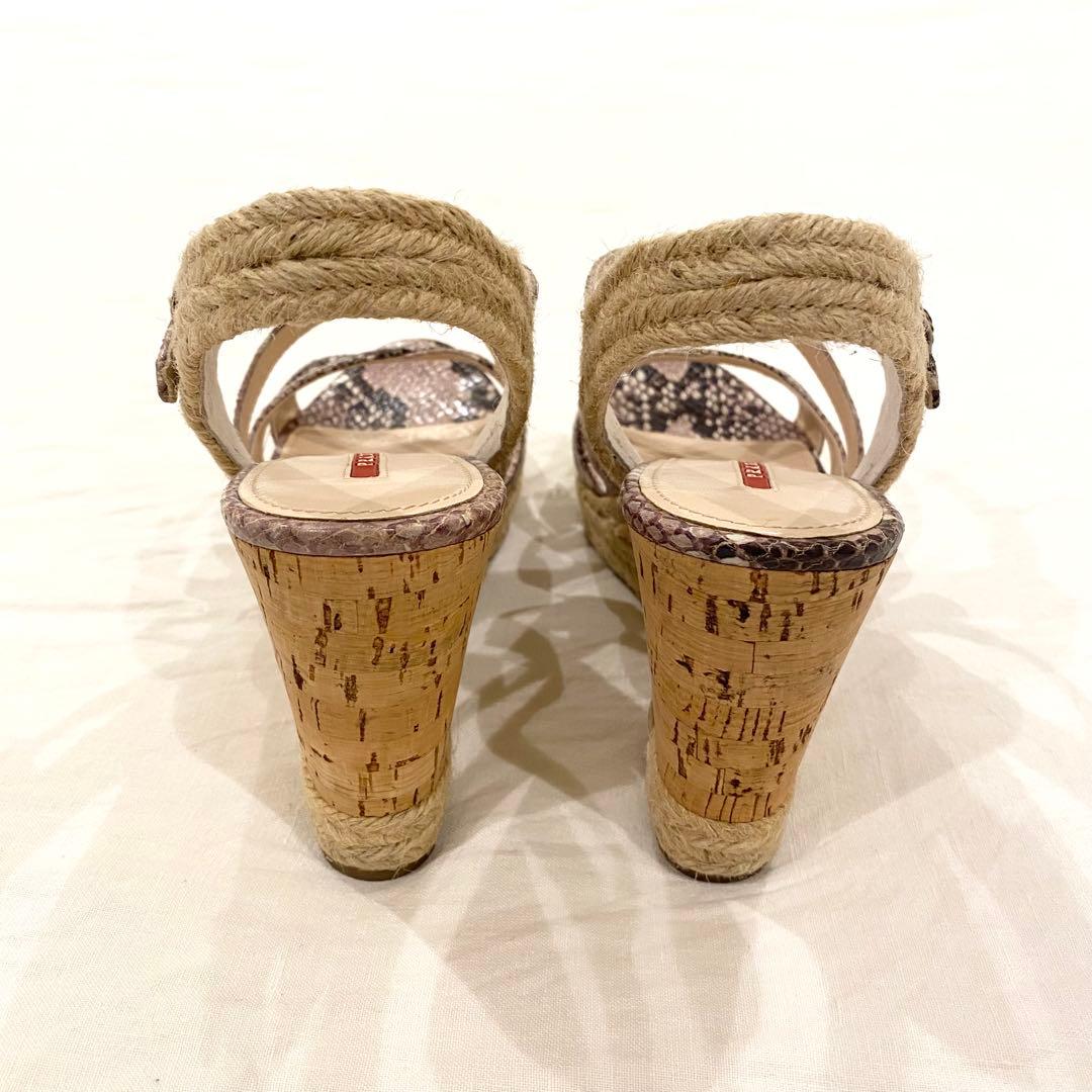 超美品】PRADA プラダ ウェッジソール サンダル 39 パイソン柄 - メルカリ