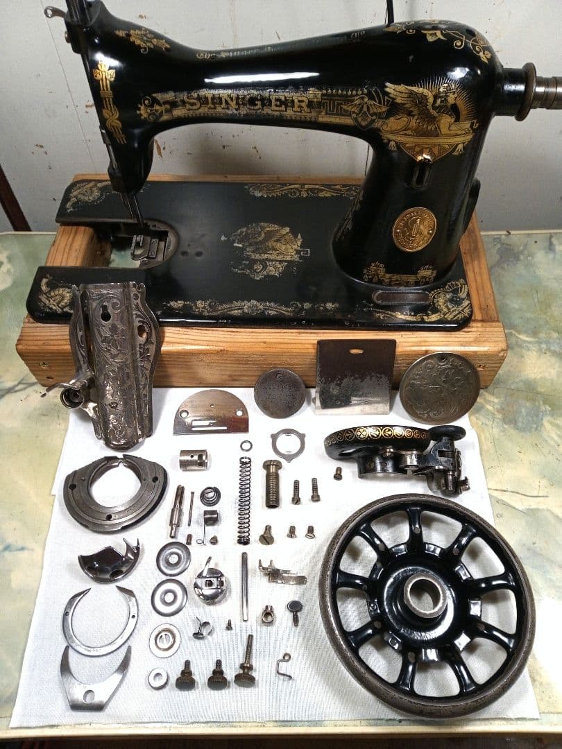 数日限定セール　SINGER　縫うためのアンティークミシン　スフィンクス　手回し 楽天市場】【中古】100年前のアンティークミシン（昭和ミシン/黒ミシン