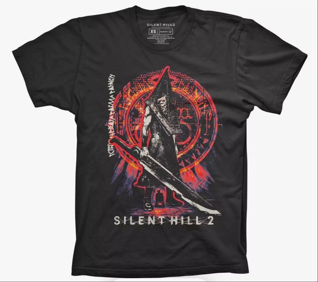しょー:サイレントヒル2 ピラミッドヘッドTシャツM Silent Hill 2 T-Shirt Pyramid Head Shirt Silent Hill Game Red