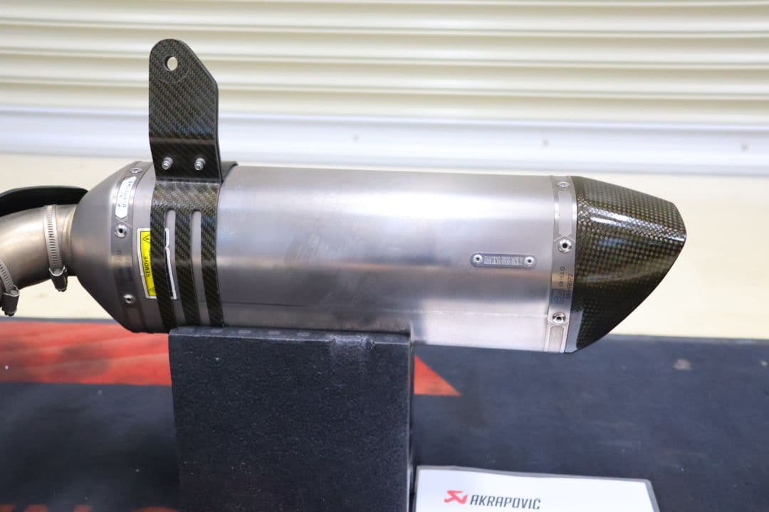 NINJA1000SX 20-24 アクラポビッチ スリップオンマフラー チタン