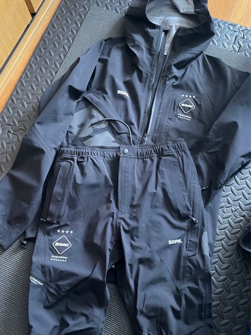 FCRB セットアップ22SS/WARM UP JACKET - メルカリ