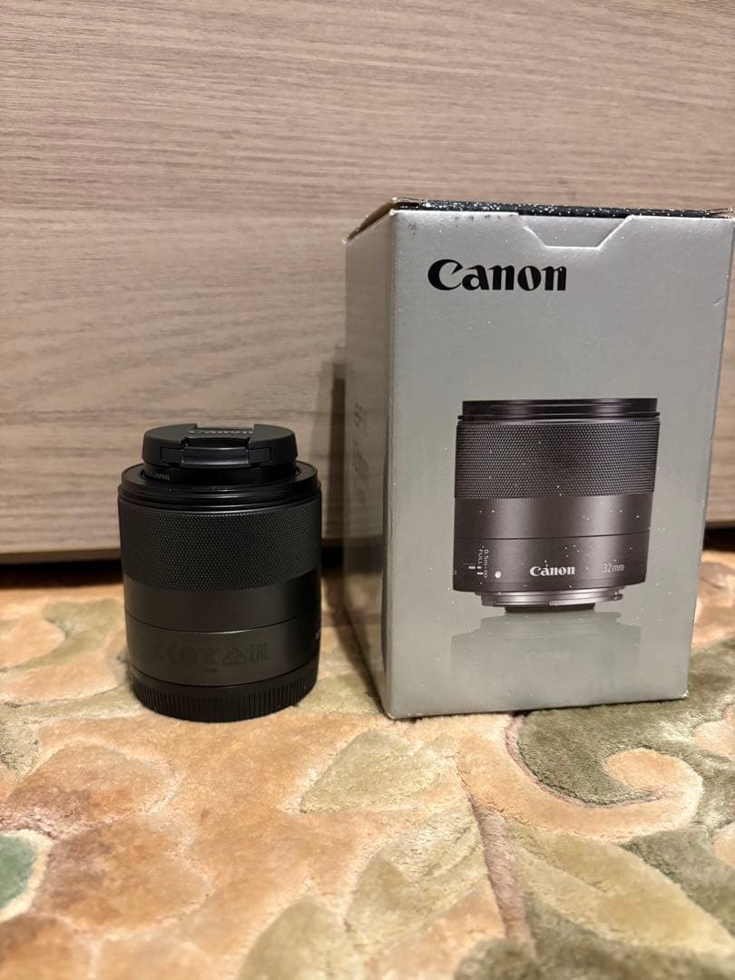 Canon EF-M 32mm f/1.4 STM レンズ Canon EF-M 32mm f/1.4 STM Lens, Black : CANON: Amazon.ca: Electronics