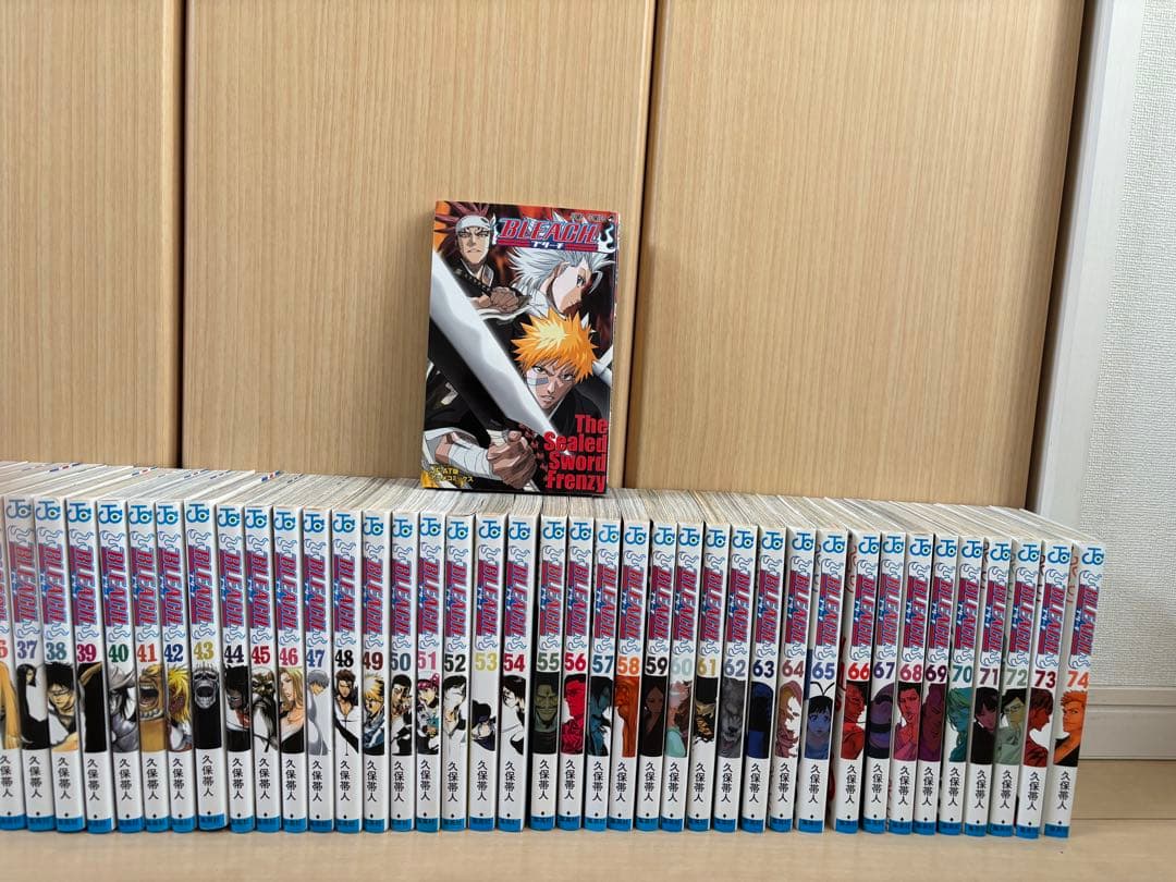 BLEACH 全巻セット(74巻＋おまけ2冊)