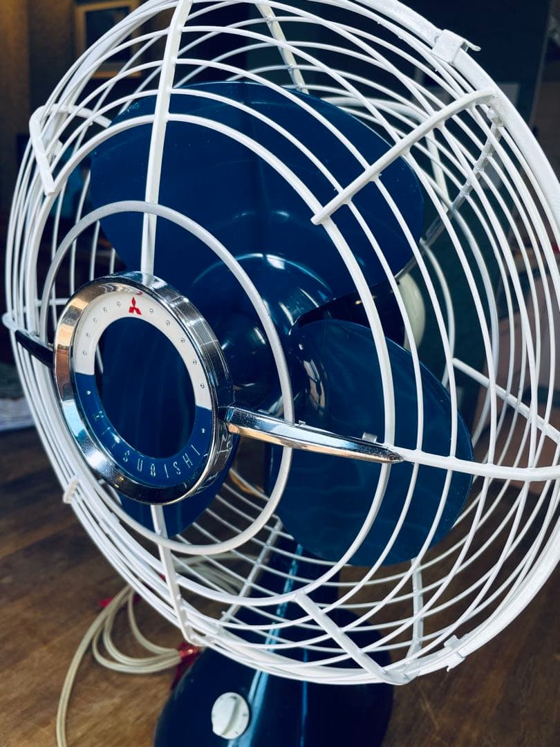 三菱´60昭和レトロ扇風機 とても古い・重い・堅牢 順調稼働 鮮明