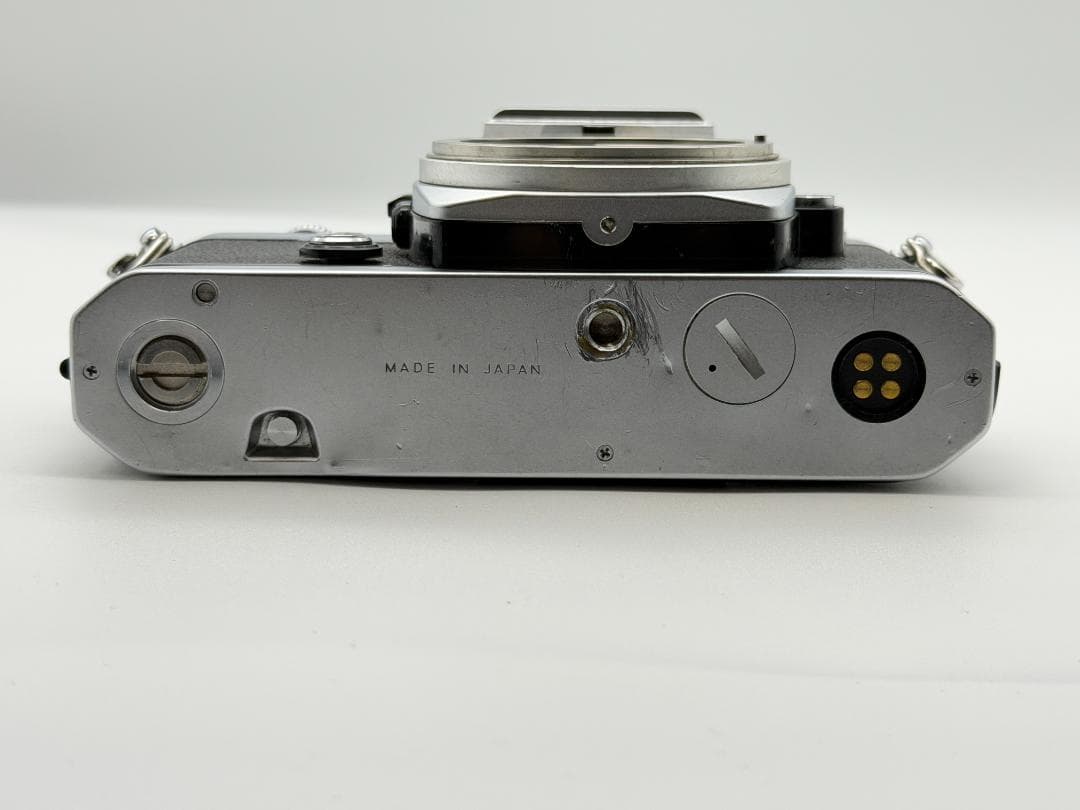 Nikon FM シルバー 初期型 ボディ フィルムカメラ - メルカリ