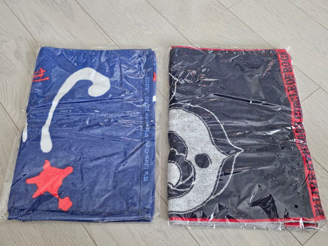 祝日SALE✨B'z LIVE-GYM 歴代ツアータオル 14セット他※年代不問 - メルカリ