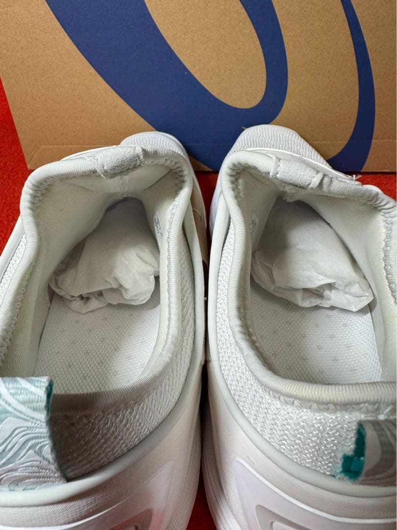 asics アシックス　グライドノヴァff2 28.0cm