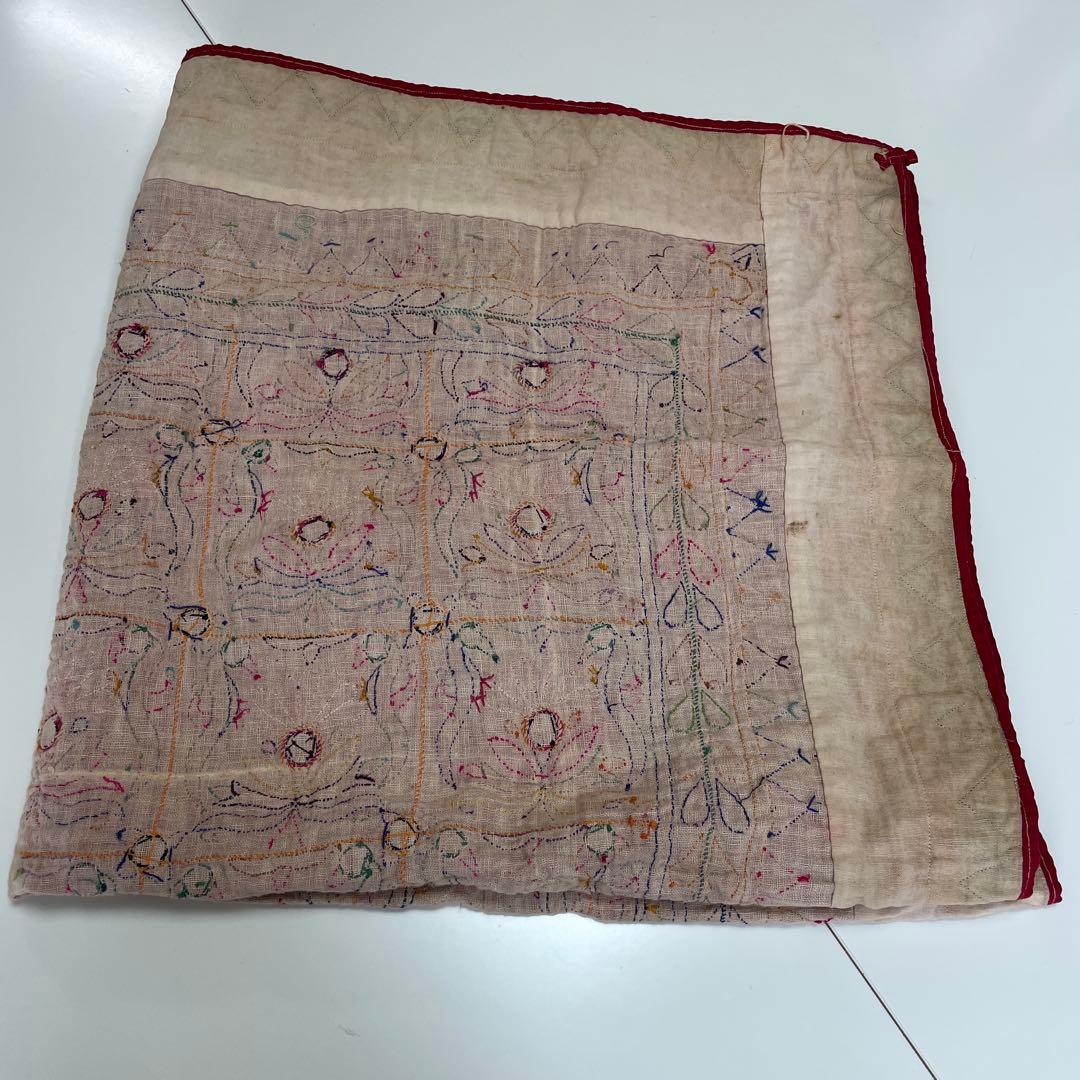 ウズベキスタン 刺繍テーブルクロス 約92cm x 92cm ウズベキスタン