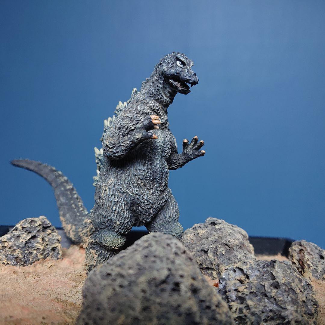 ゴジラ (モスラ対ゴジラ) ジオラマ - メルカリ