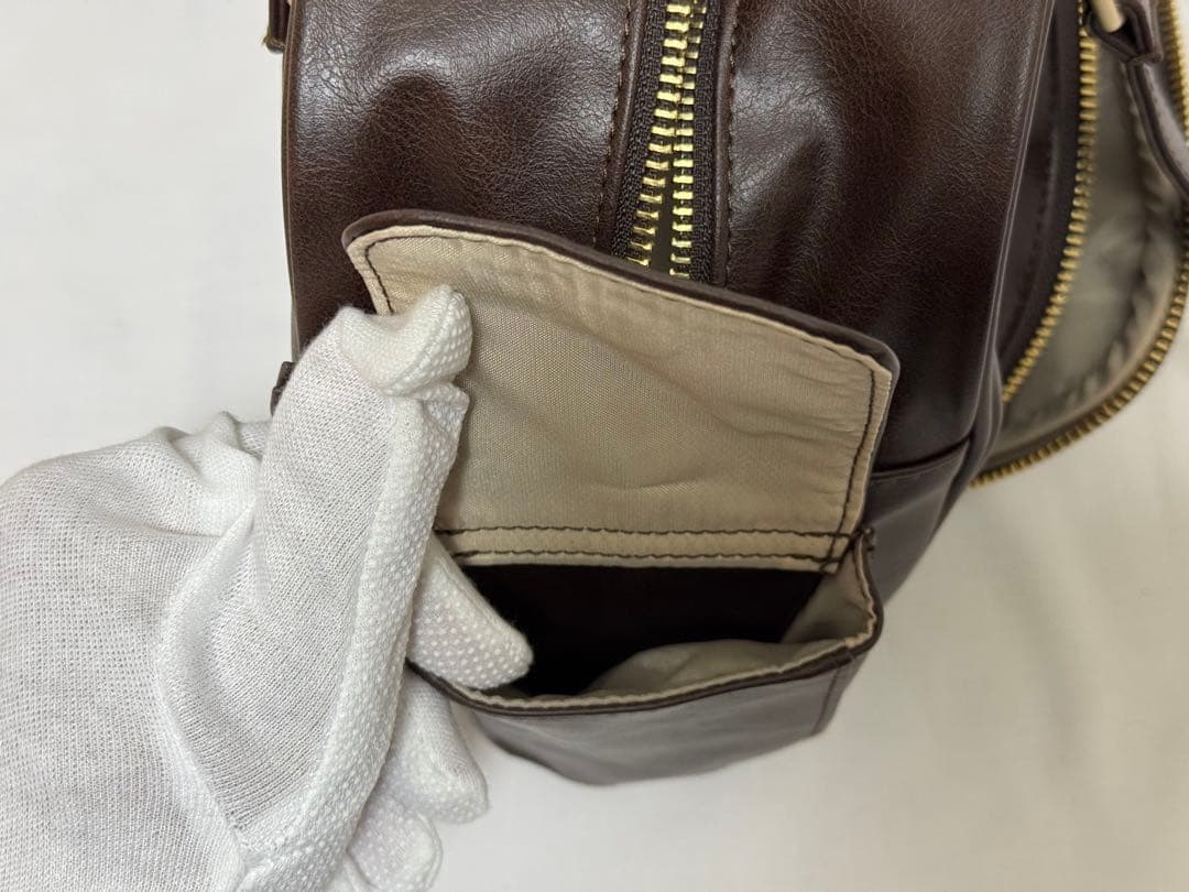 日本未発売】adidas RETRO ARCHショルダーバッグ - メルカリ