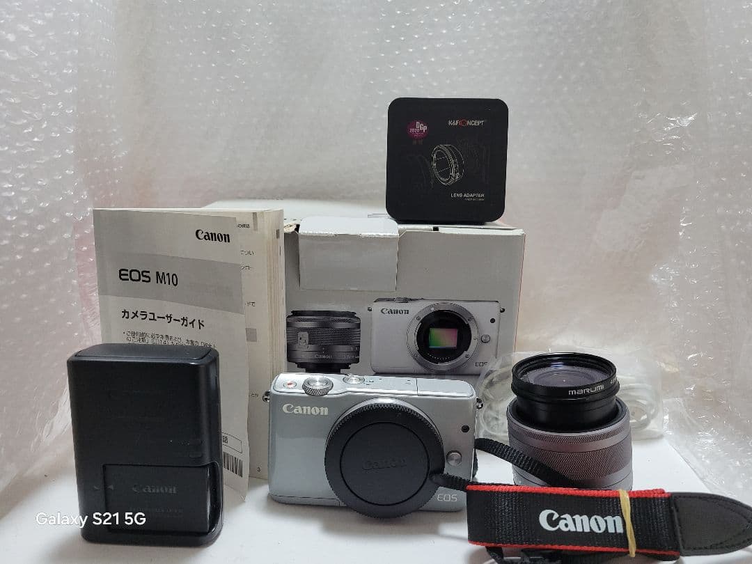 Canon EOS M10 ミラーレスカメラグレー レンズキット15-45㎜ EOS M10 ミラーレス一眼カメラ グレー [ズームレンズ+単焦点レンズ
