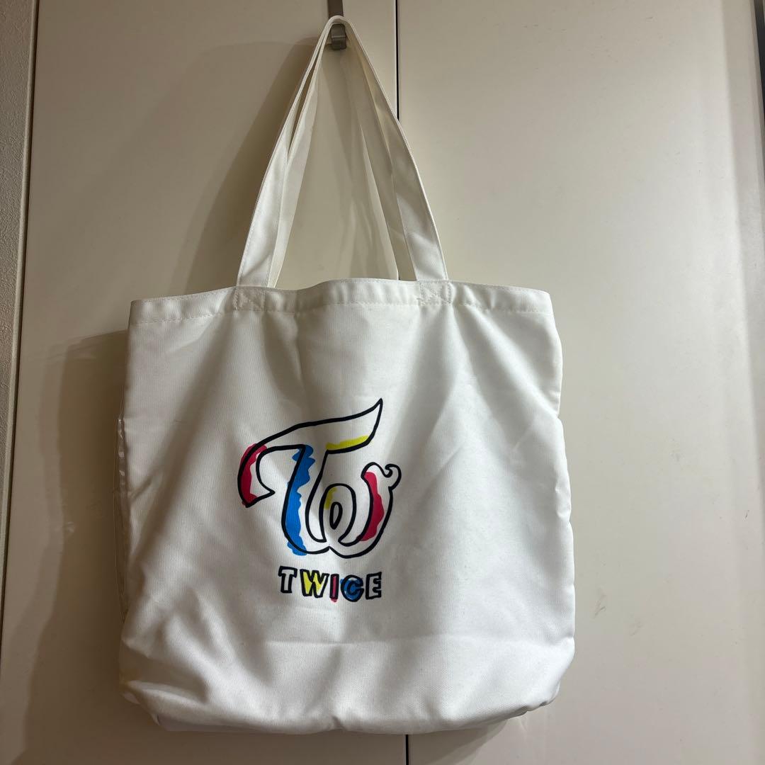 TWICE オフィシャル グッズ トートバッグ - メルカリ