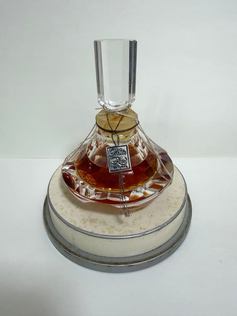 新品未開栓 SHISEIDO 資生堂 ホワイトローズ ナチュラル 32ml - メルカリ