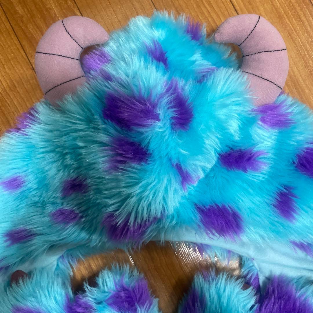 ディズニー モンスターズインクサリー 帽子 マフラー 手袋 ファン