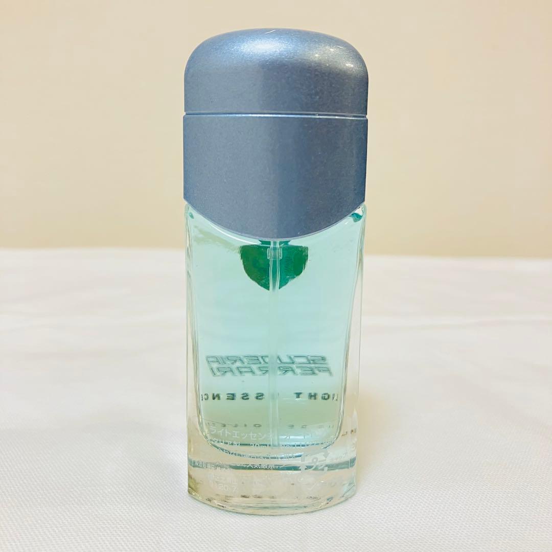 廃盤品 新品未使用 フェラーリ ライトエッセンス オードトワレ 香水