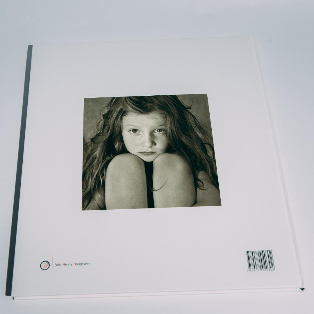 （サイン本）The Rollei Project Jock Sturges