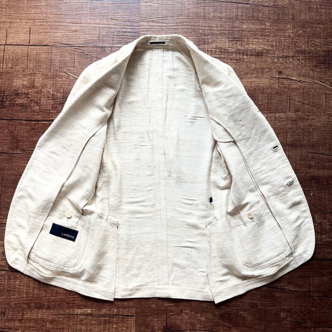 <美品>LARDINI シルク100% 春夏 ホワイト ジャケット サイズ42 美品>LARDINI シルク100% 春夏 ホワイト ジャケット サイズ42 - メルカリ