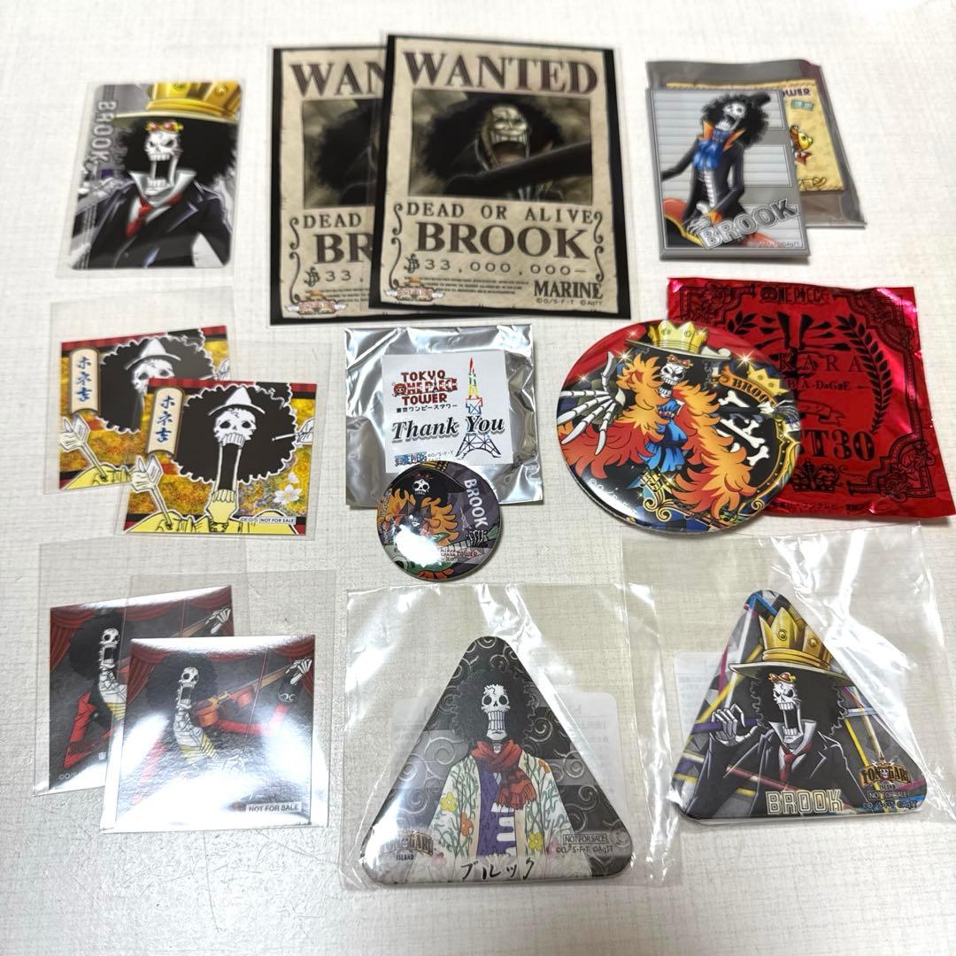 ワンピースタワートンガリ缶バッジ ブルック2種&20周年缶バッジ他