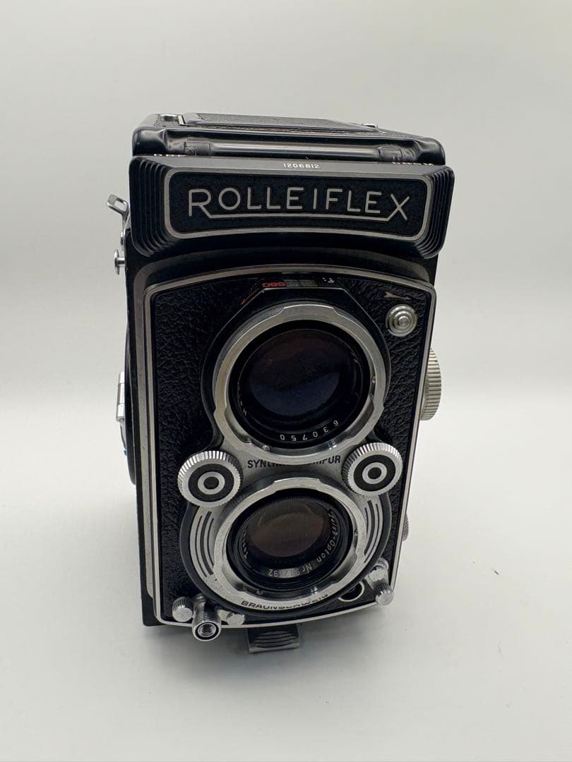 Rolleiflex 二眼レフカメラとケースセット tessar75mmF3.5 Rolleiflex 二眼レフカメラとケースセット tessar75mmF3.5 Rolleiflex
