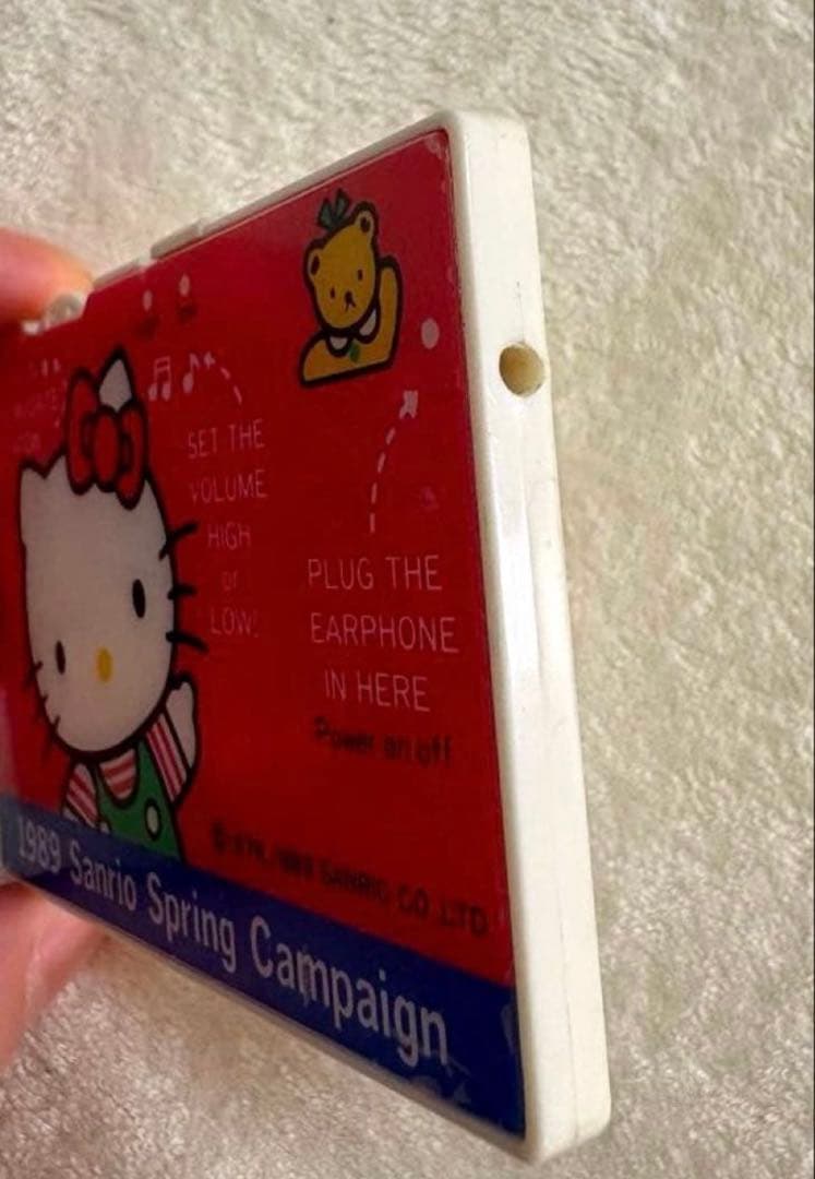 激レア】1989年 サンリオ ハローキティ AMカード型ラジオ 昭和レトロ