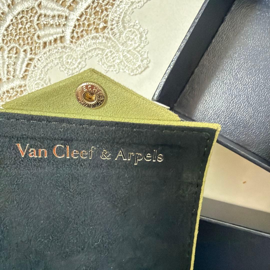 ヴァンクリーフ緑スエードバンド 時計ケース ショパール指輪と時計