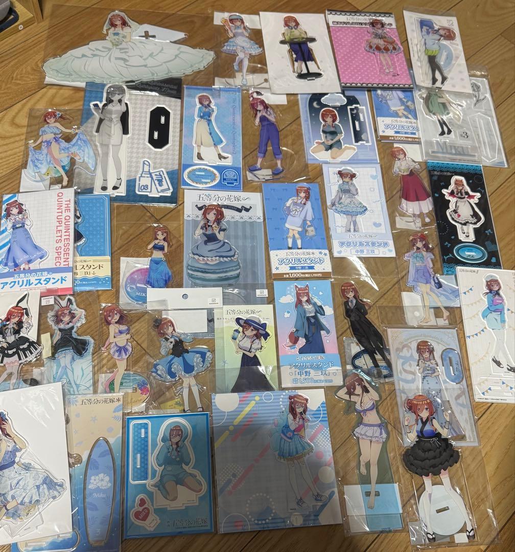 五等分の花嫁　中野三玖　アクリルスタンド　まとめ売り 五等分の花嫁 中野三玖 アクリルスタンドまとめ売り2｜Yahoo!フリマ