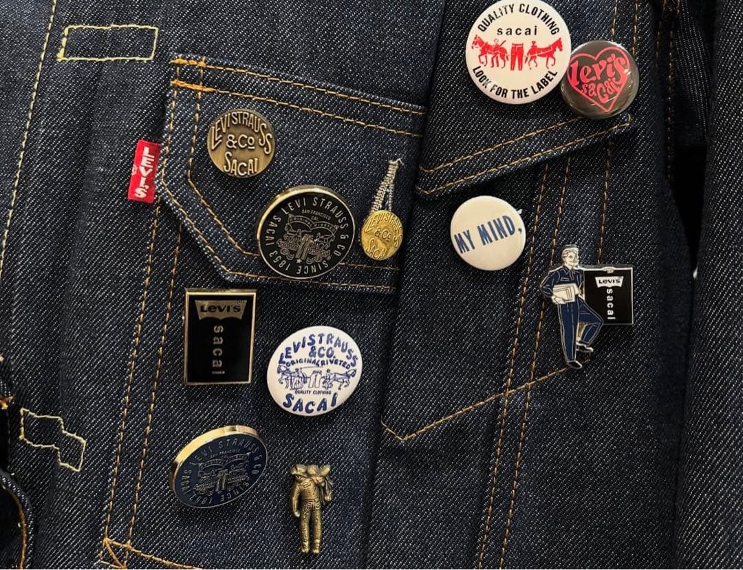 LEVI'S x SACAI Pins セット ゴールド未開封 ショッパー付き - メルカリ