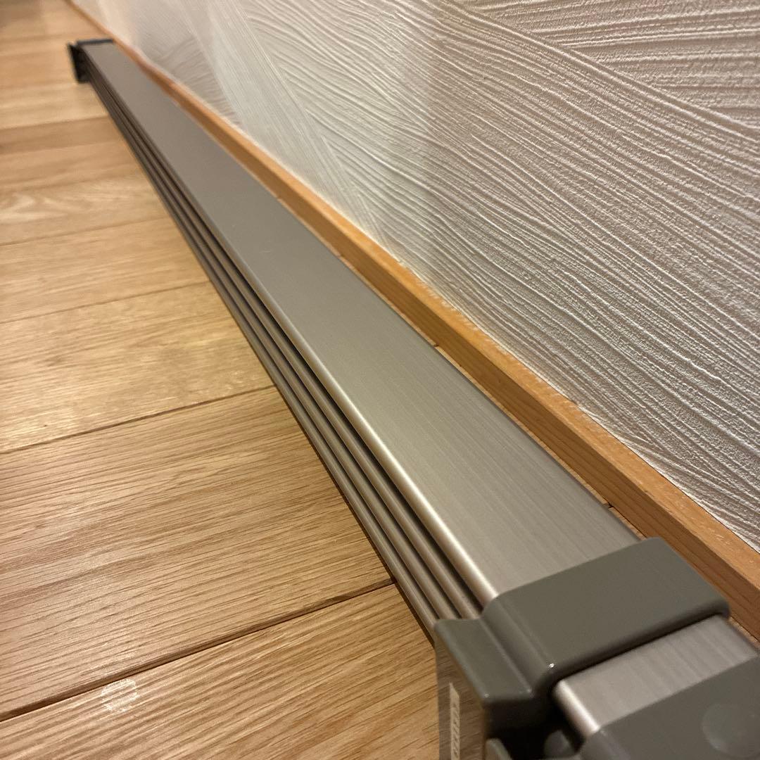 ウインドーラジエーター W/R-1219 シルバー（ステンカラー） 窓下