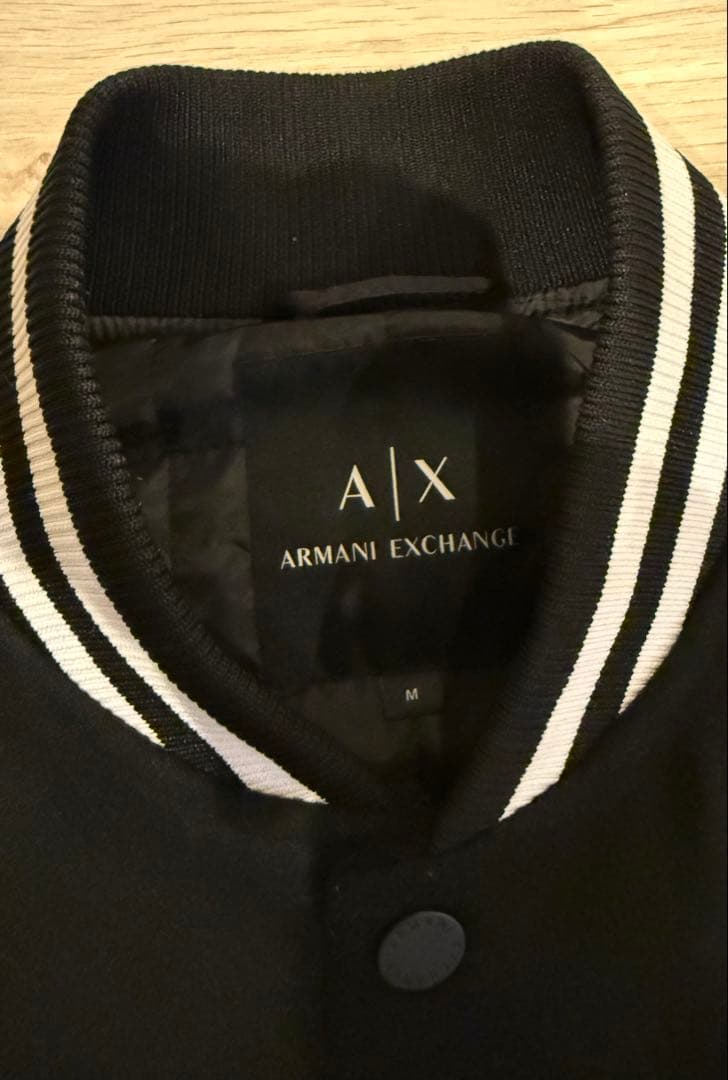 A|X ARMANI EXCHANGE ブラック スタジャン Mサイズ - メルカリ