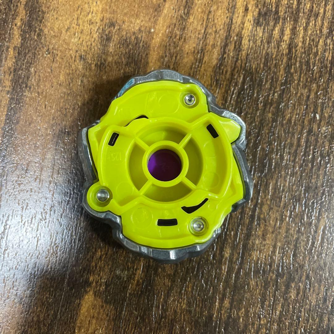 限定新品】オロチクラスタ6-60LF ベイブレードX - メルカリ