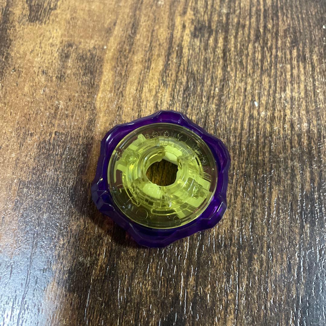 限定新品】オロチクラスタ6-60LF ベイブレードX - メルカリ