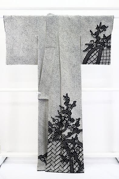 未使用品 訪問着 藤娘きぬたや 総絞り 黒 枝花 竹垣 身丈164cm 裄丈66