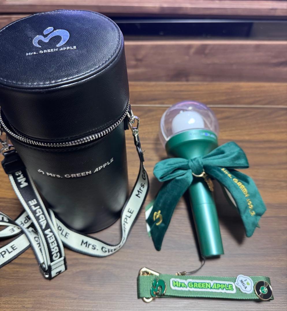 Mrs. GREEN APPLE ペンライト ケース付き - メルカリ