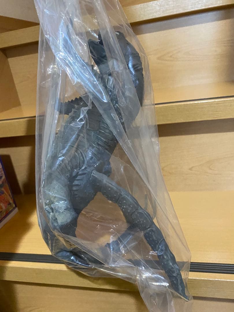 毒ガス怪獣ケムラー 500個限定 ccp ウルトラマン フィギュア - メルカリ