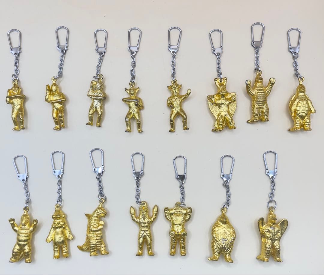 ウルトラマン全15種類キーホルダー Amazon.co.jp: ウルトラマン ウルトラセブン ウルトラ警備隊 科学特捜