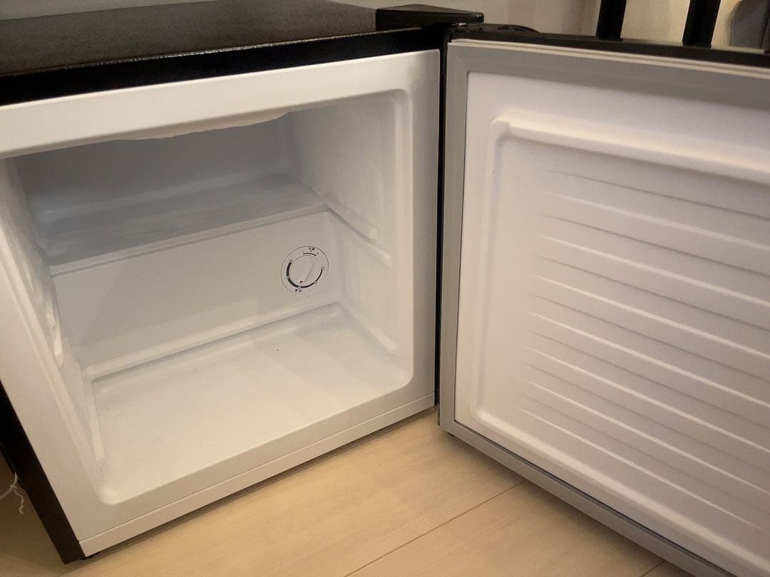 マクスゼン 前開き冷蔵冷凍庫 JR031ML01GM 2024年製の通販はau PAY