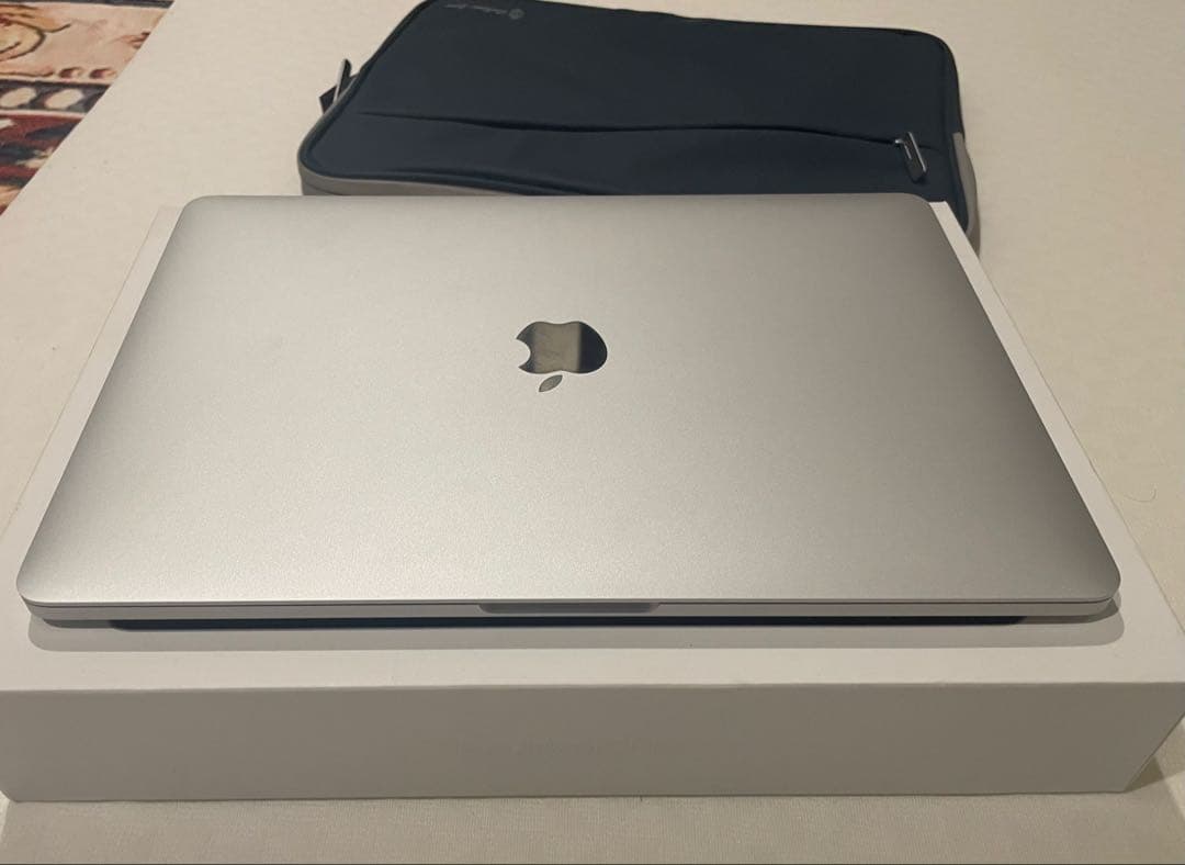 MacBook Pro M1 2020 8GB/256GB バッテリー96% - メルカリ