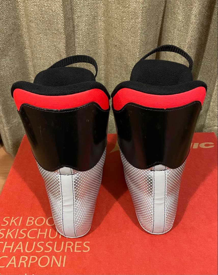 美品 ATOMIC HAWX JR3 子供用 スキーブーツ 23〜23.5cm